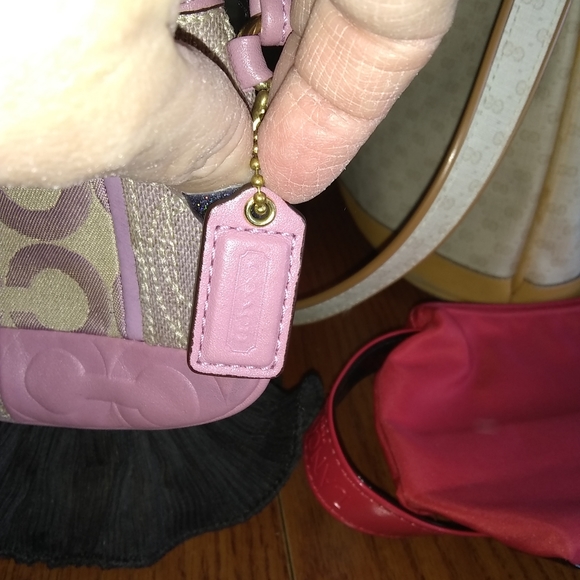 Vtg Coach Patchwork Wristlet, GUC - Picture 3 of 4